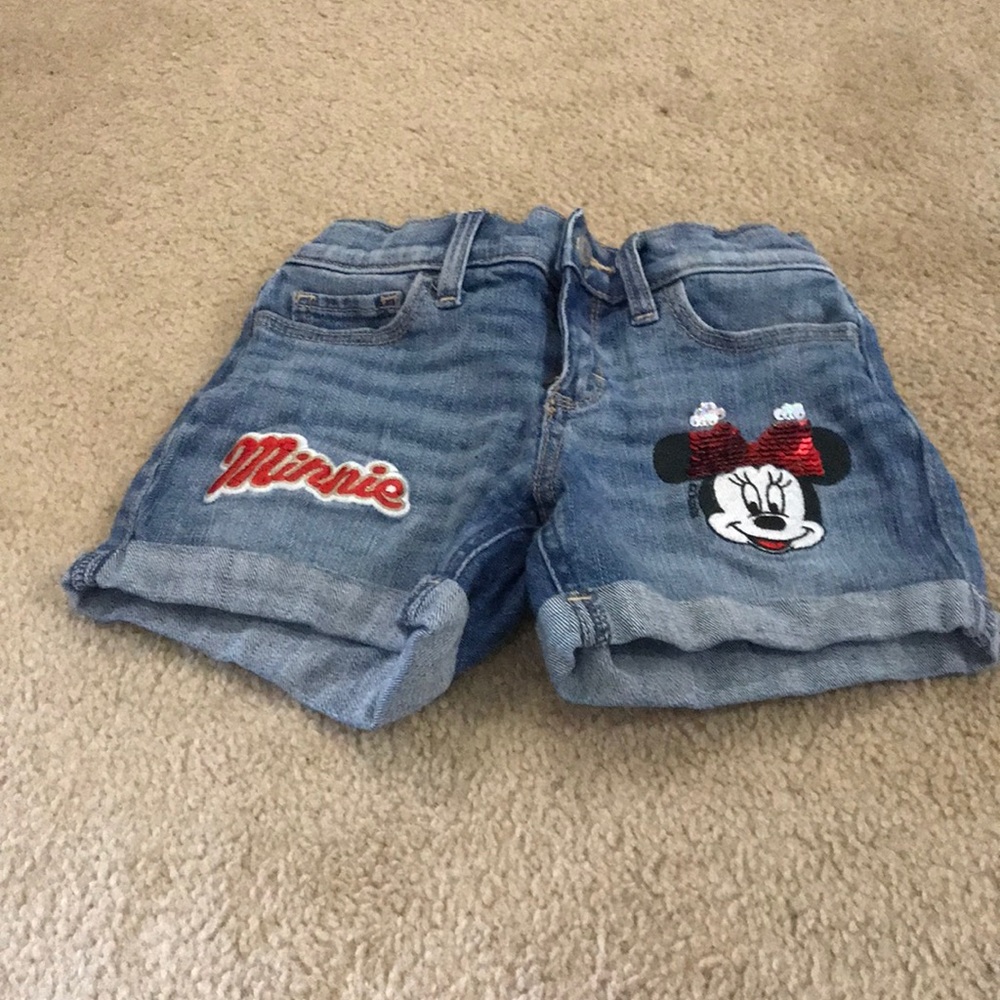 Minnie Mouse shorts